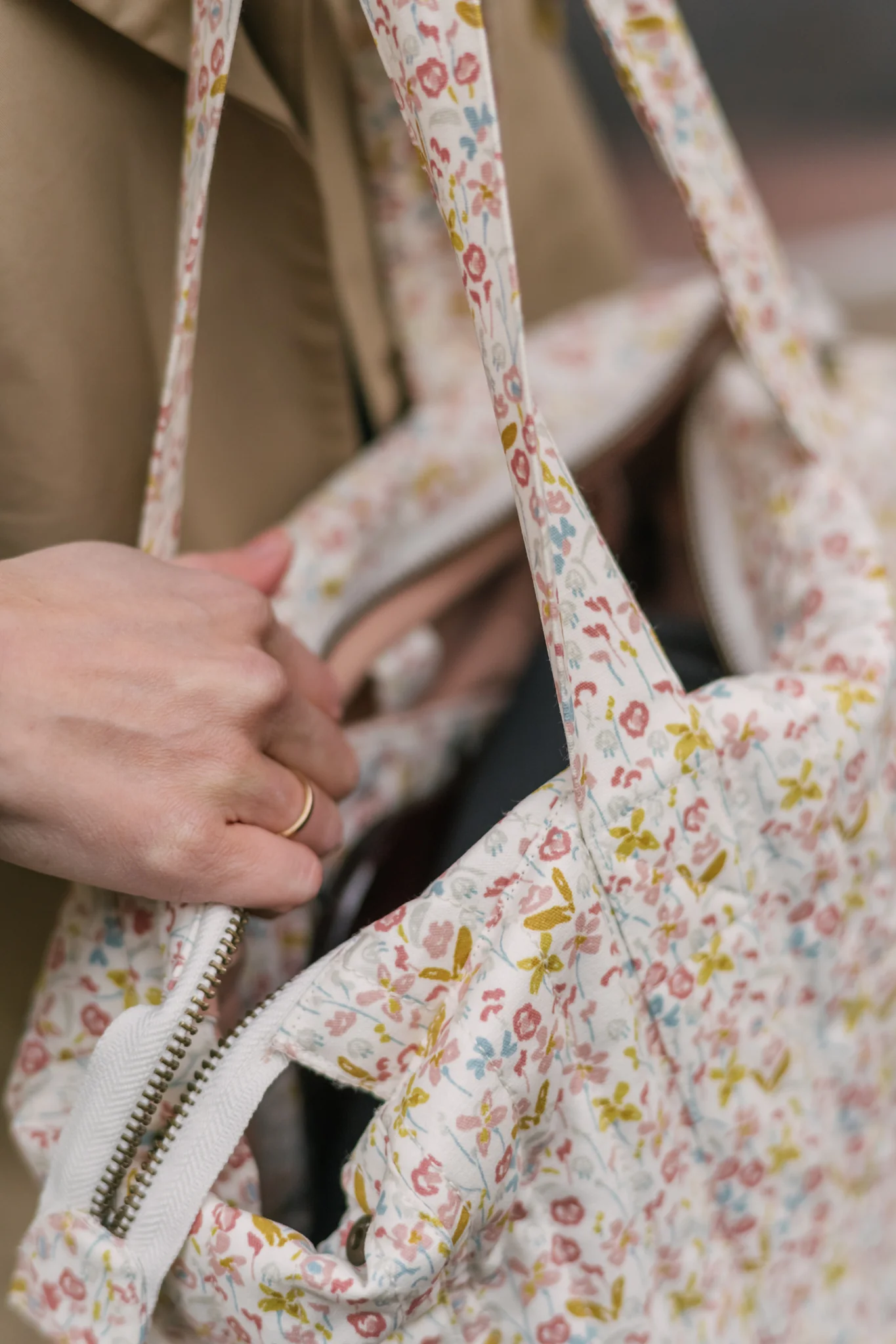 Convertible Diaper Bag - Floret - Image 4