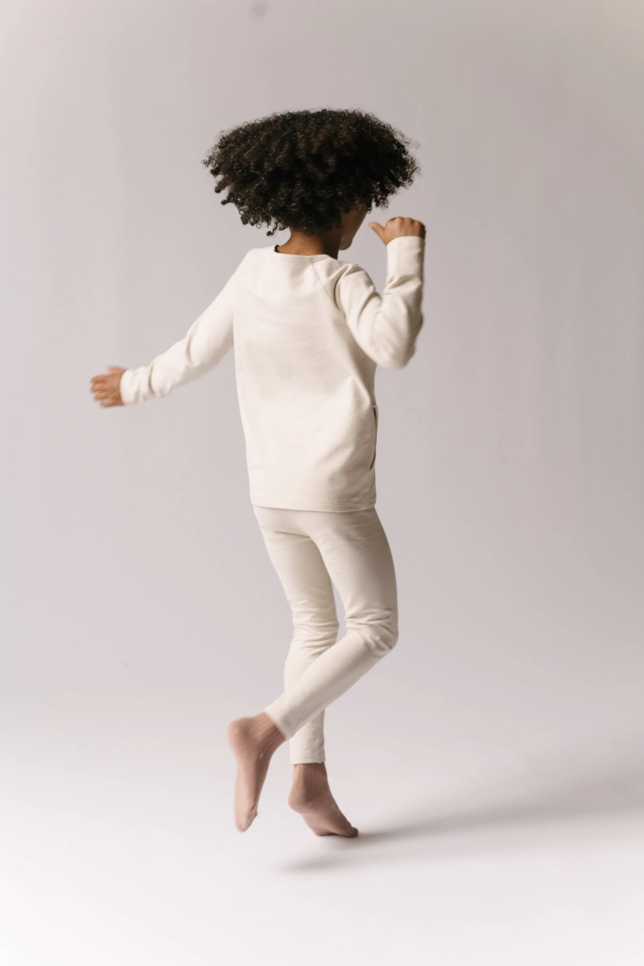 Essentials Kids Legging - Natural - Image 4