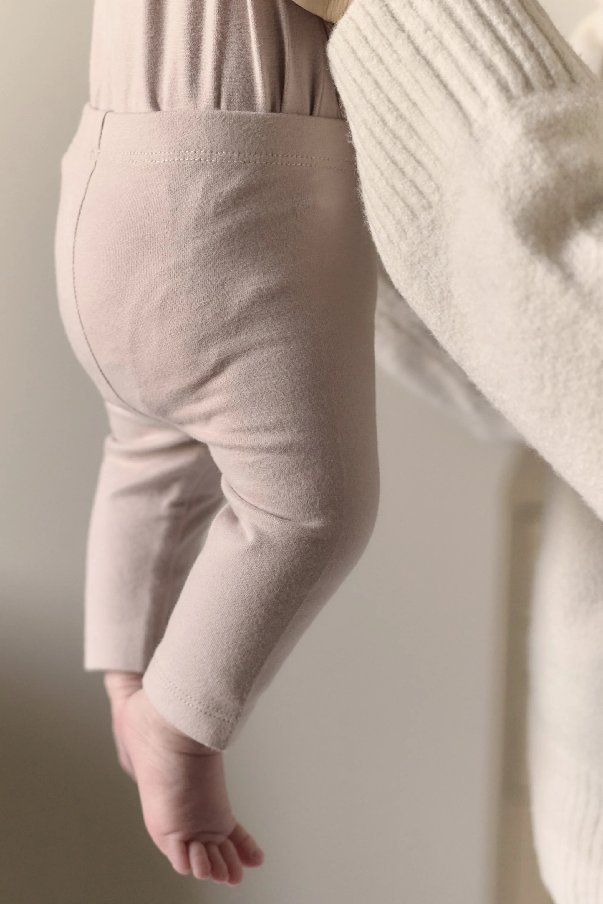 Essentials Legging - Pale Pink - Image 2