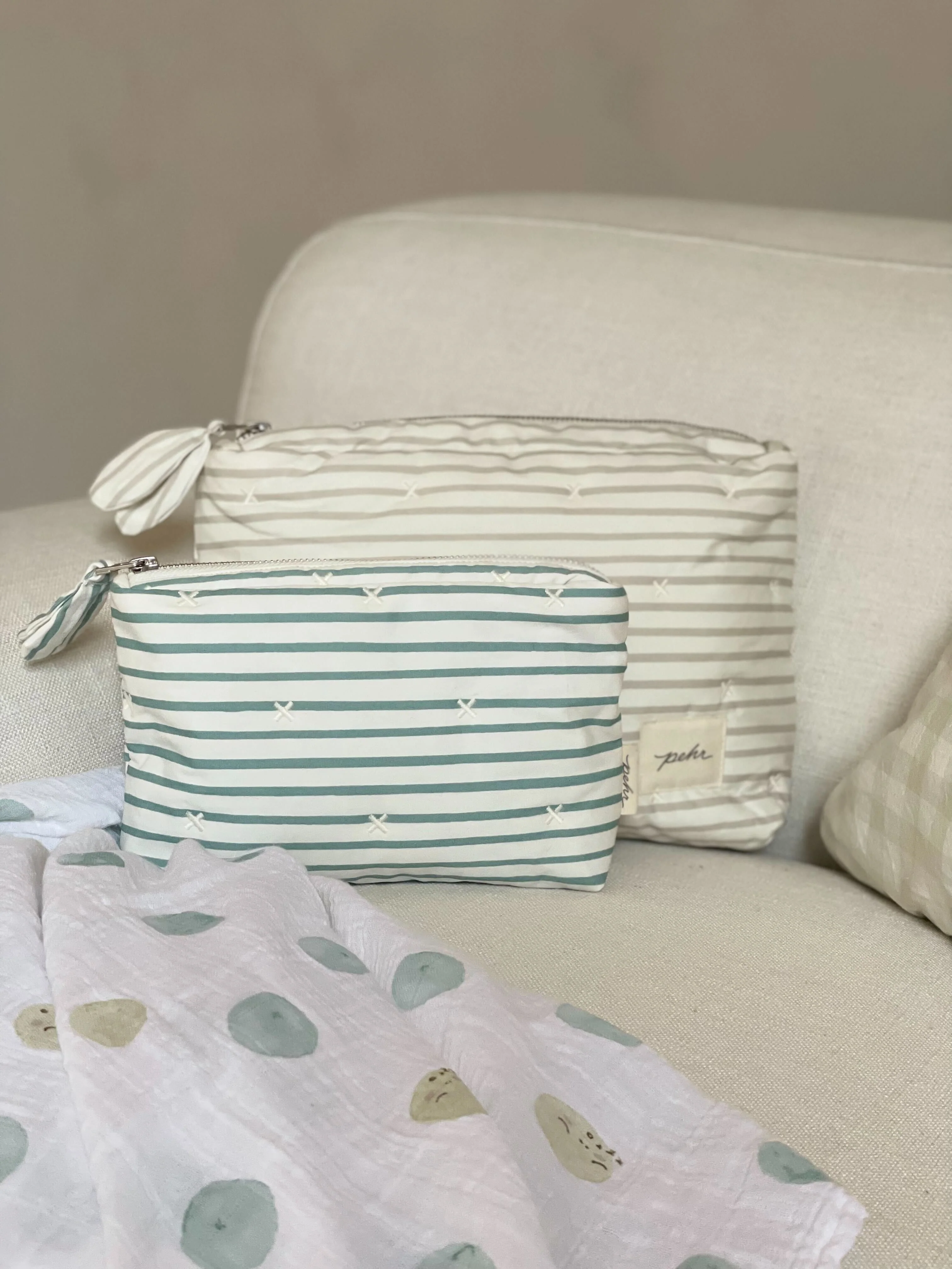On The Go Mini Pouch - Stripes Away Pebble Grey - Image 4