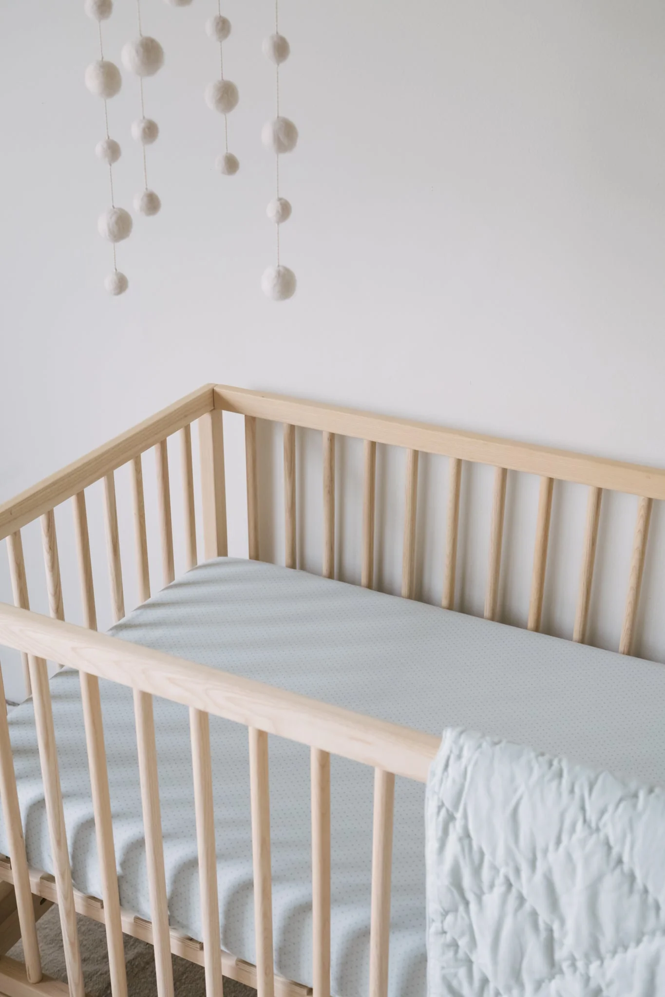 Pin Dot Crib Sheet - Pin Dot Sea - Image 4