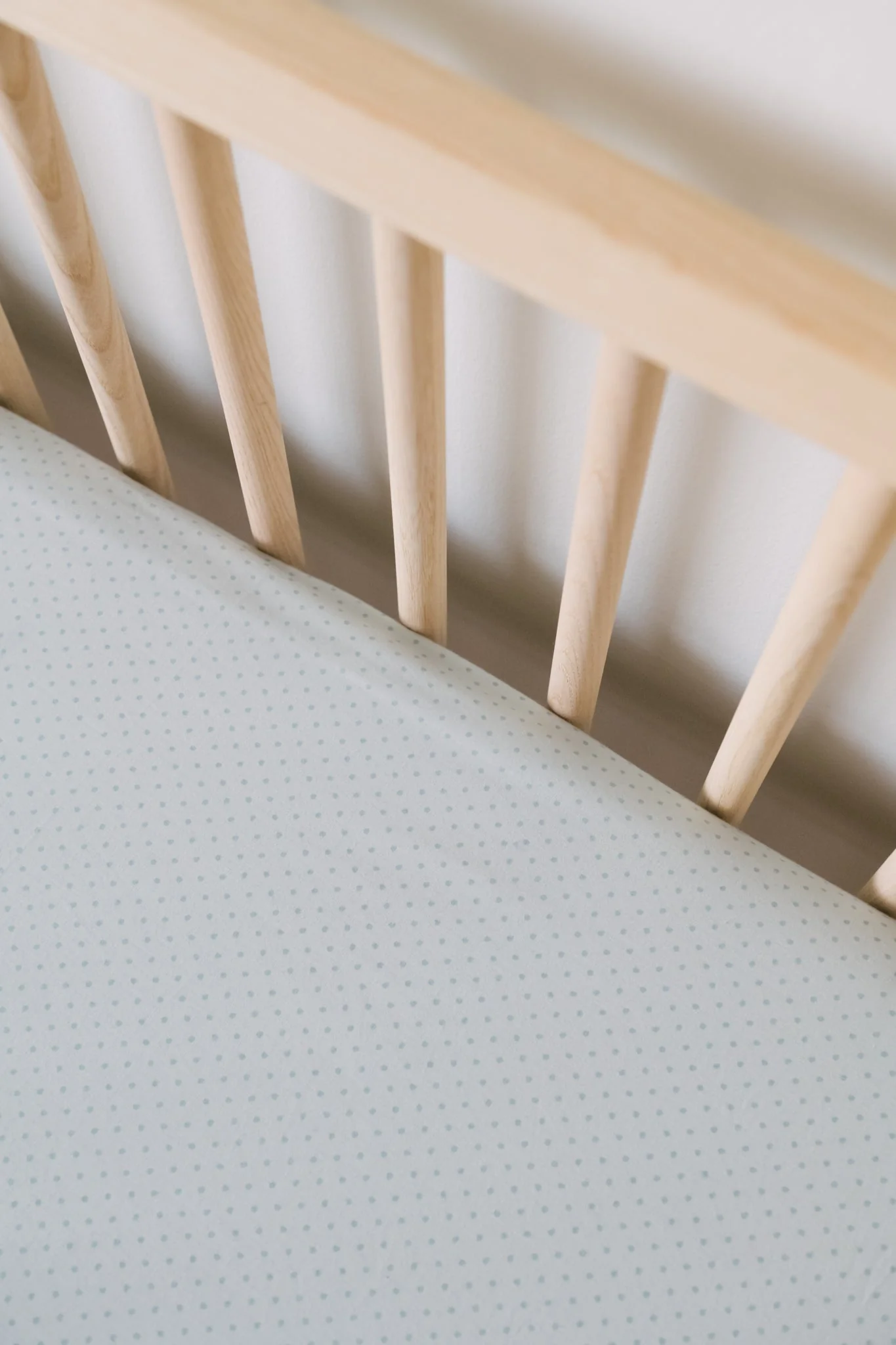 Pin Dot Crib Sheet - Pin Dot Sea - Image 6