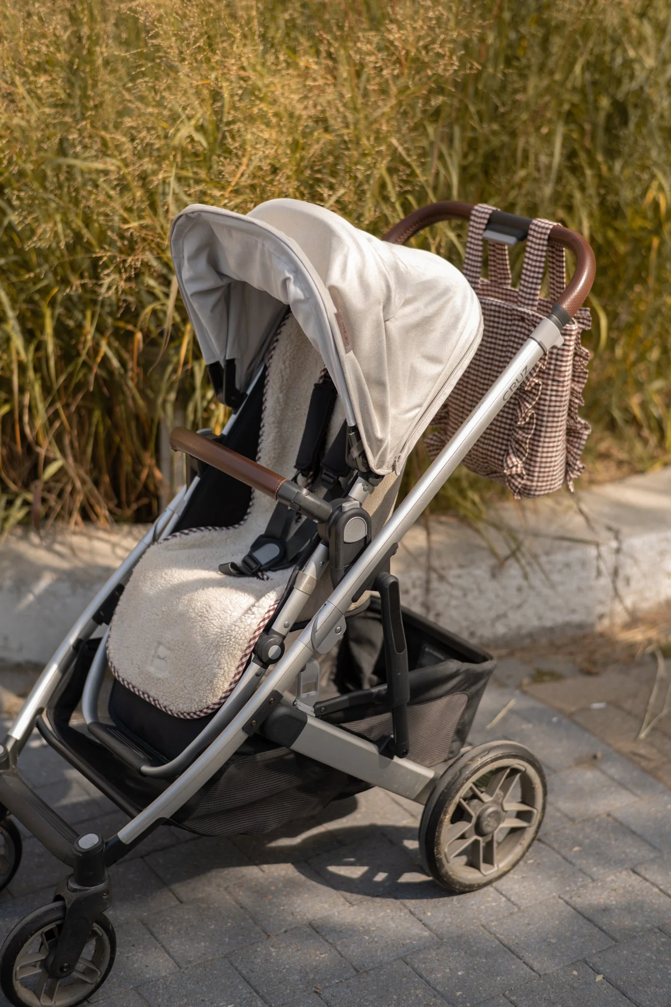 Reversible Stroller Insert - Gingham Mulberry/Sherpa - Image 5