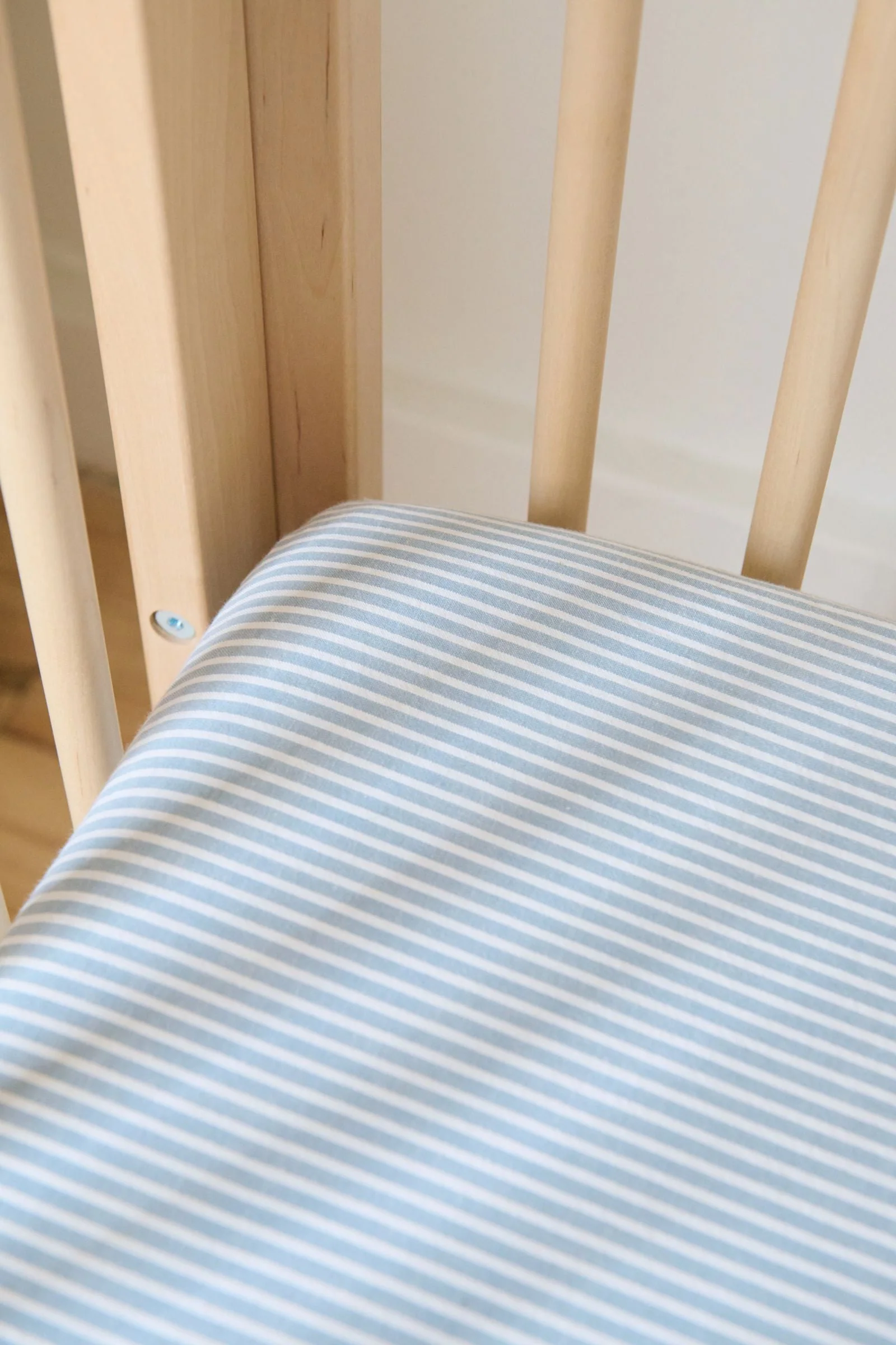 Seersucker Crib Sheet - Marine Blue - Image 3