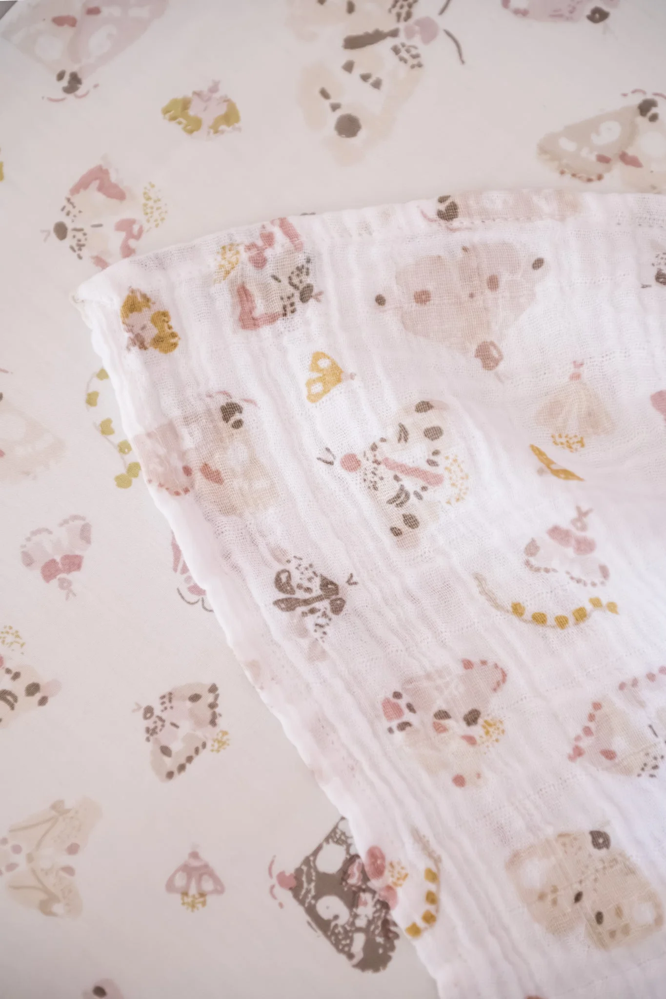 Organic Cotton Muslin Swaddle - Daydreamer - Image 4