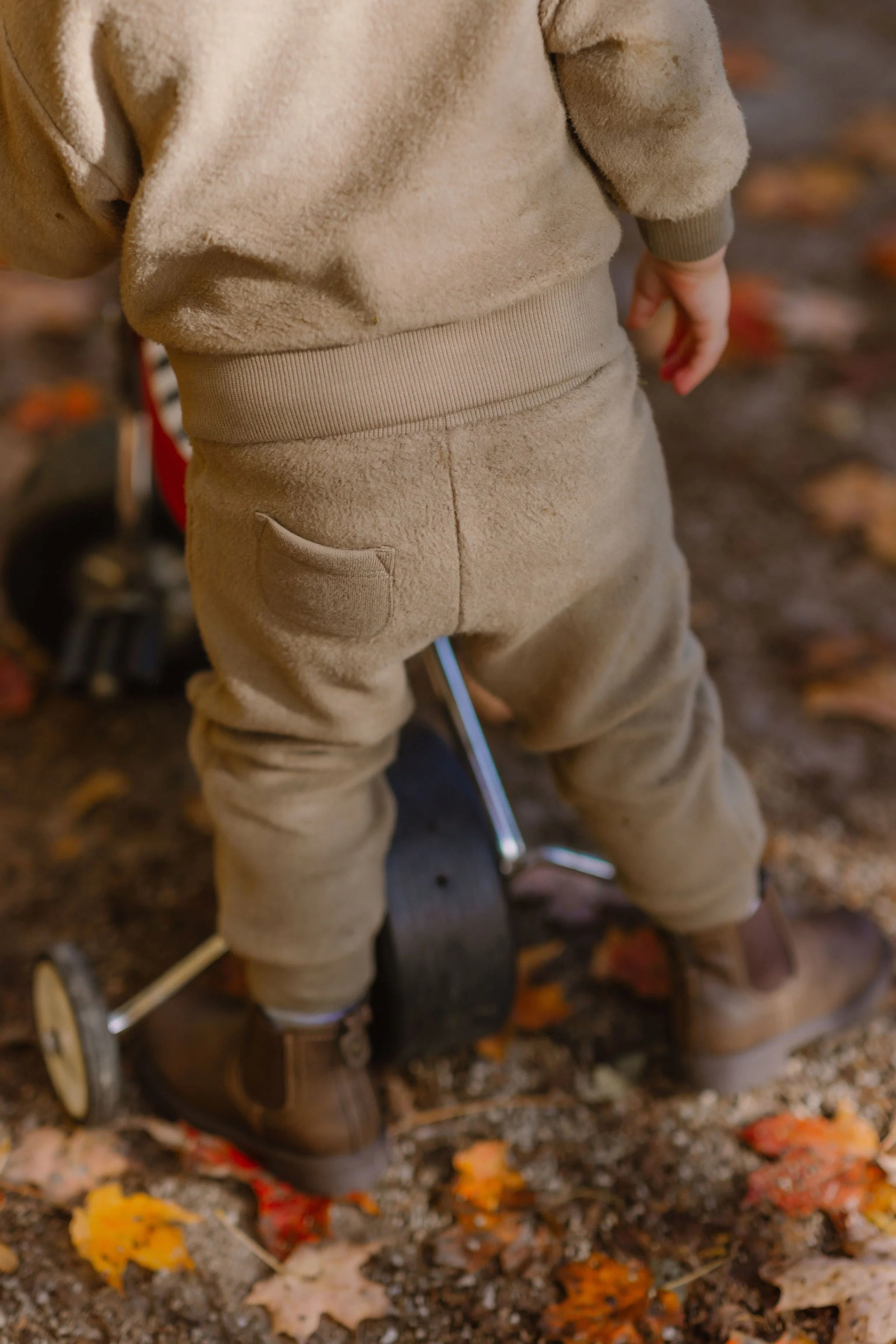 Teddy Fleece Jogger - Moss - Image 2